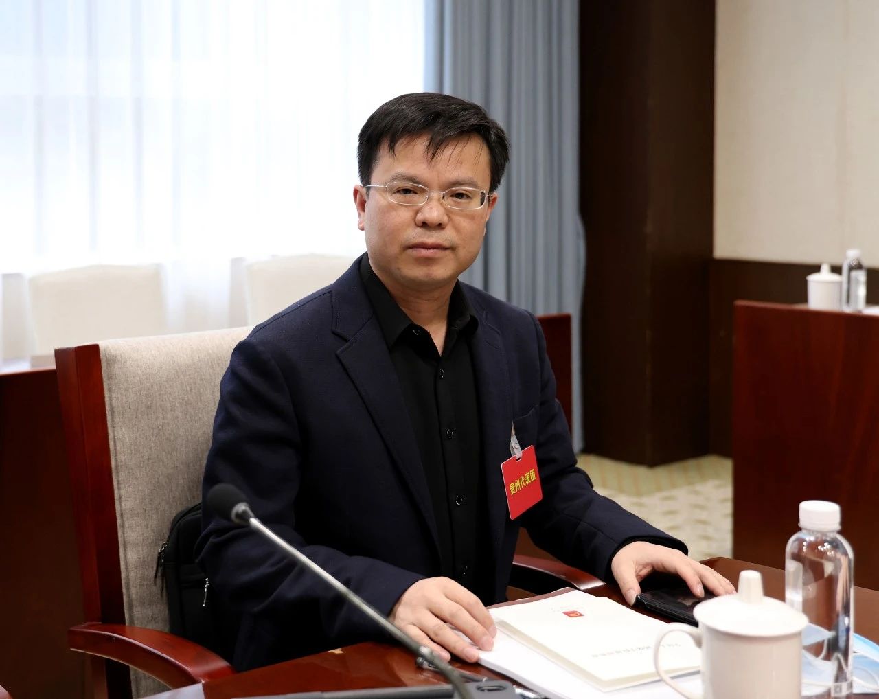 黄勇(图1) 黄勇(图1)